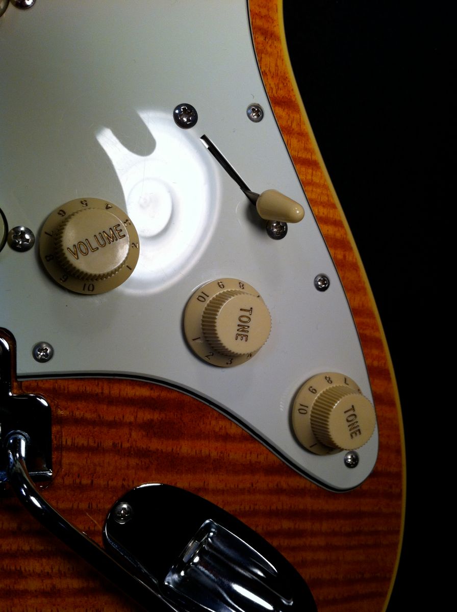 Fender_Stratocaster_Aerodyne_Special Picture 006