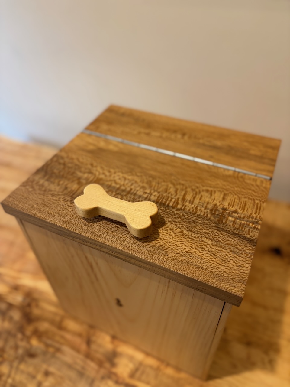 Dog_Bone_Pantry_Box Picture IMG_1557