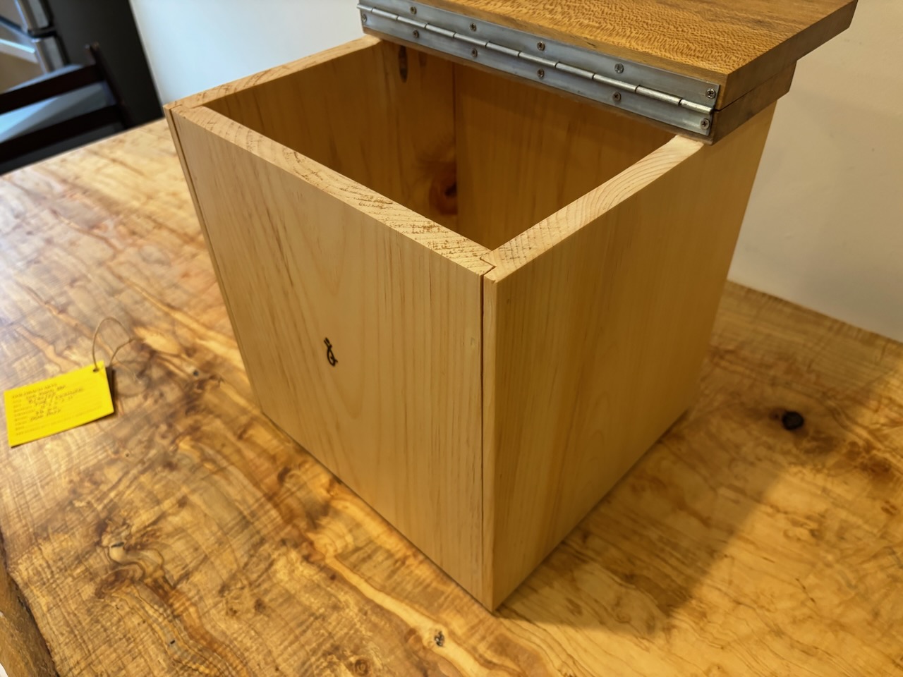 Dog_Bone_Pantry_Box Picture IMG_1561