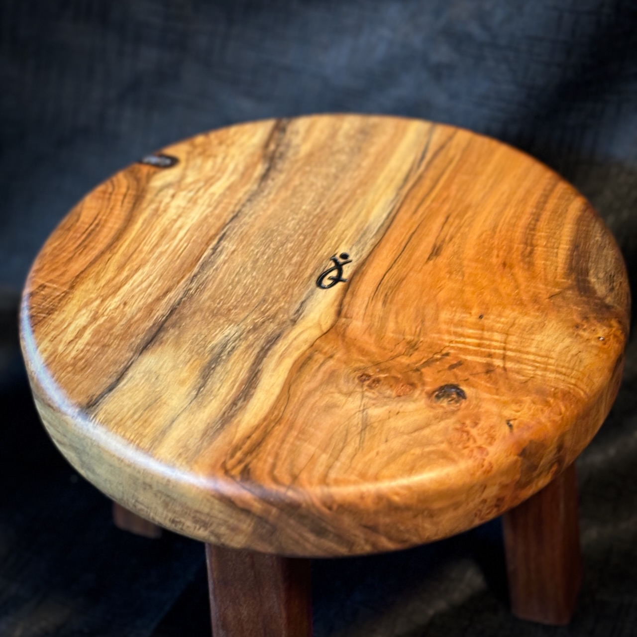 Red_Maple_Footstool Picture IMG_0806