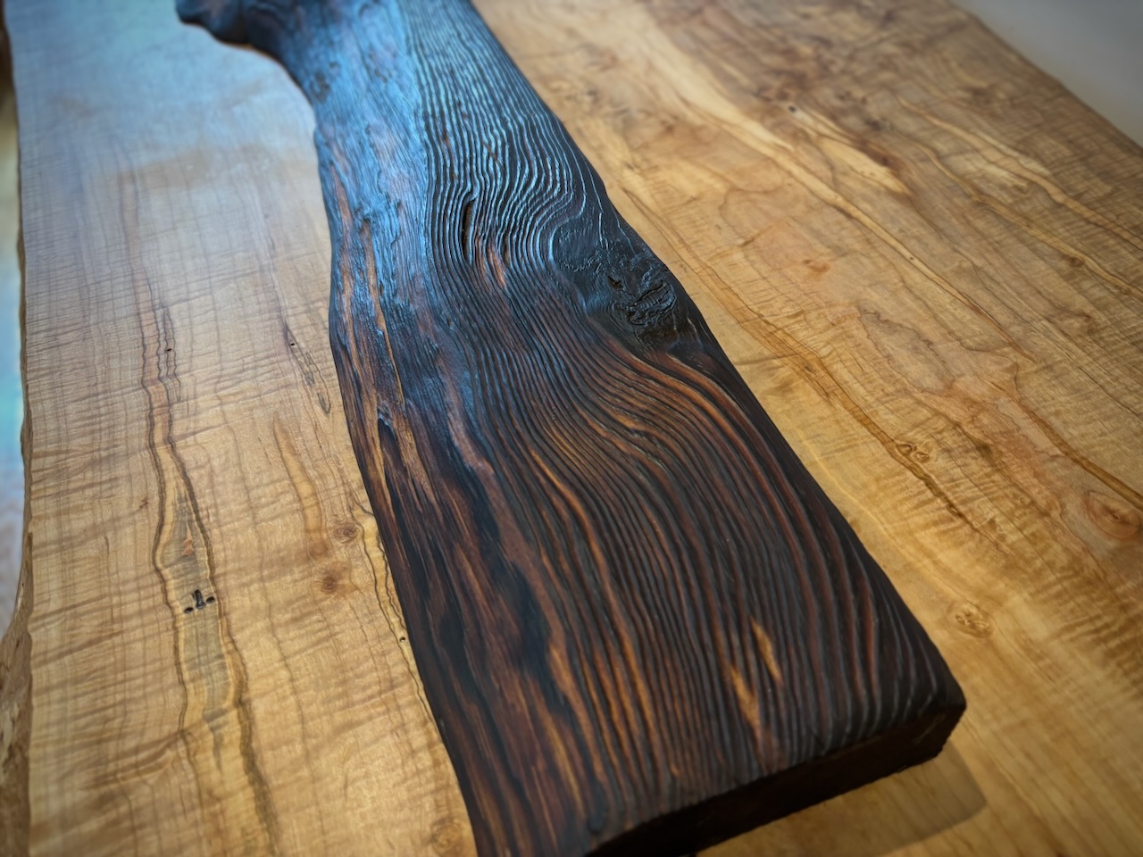 Sugi_Ban_Shelf Picture IMG_2450