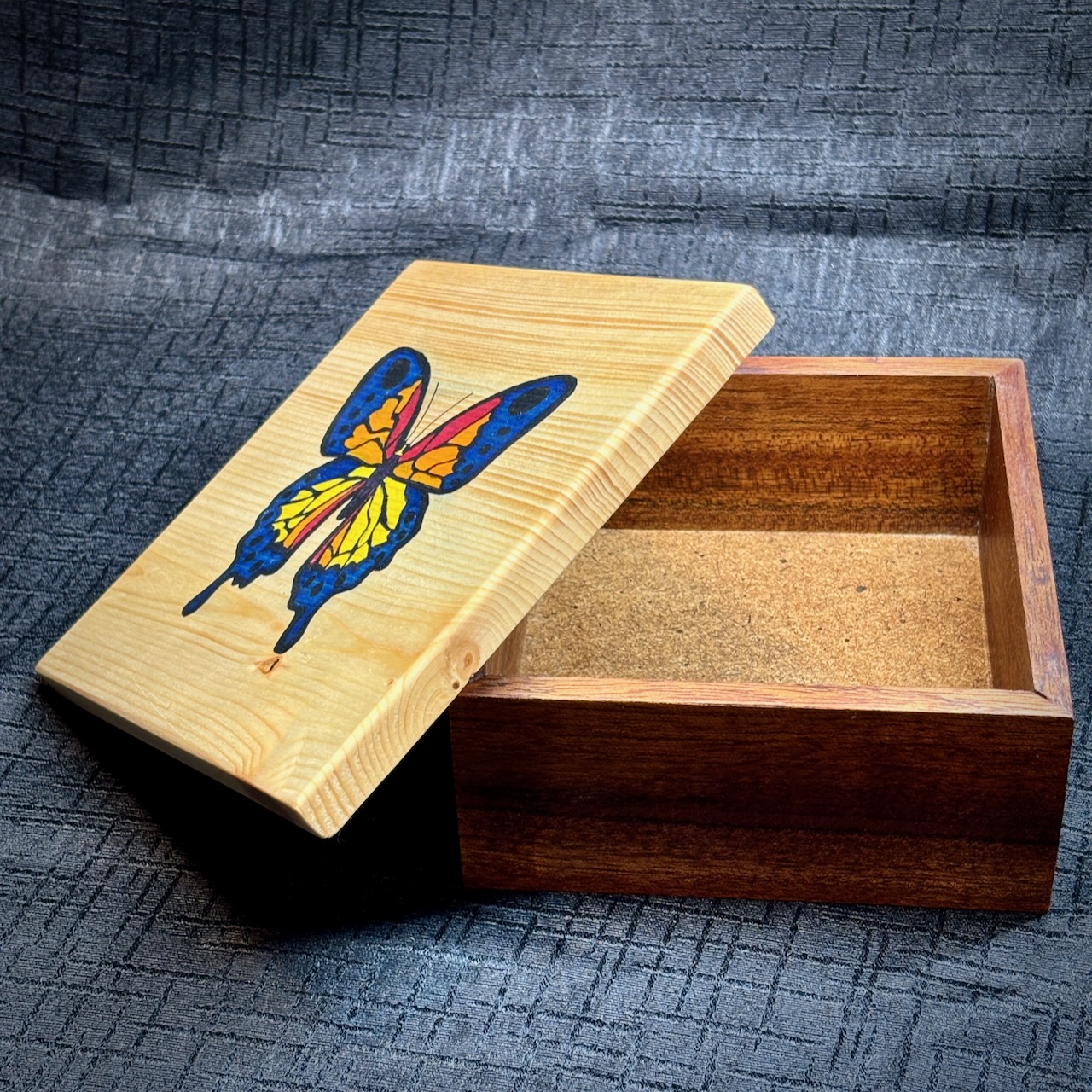 Teak_Butterfly_Box Picture IMG_001