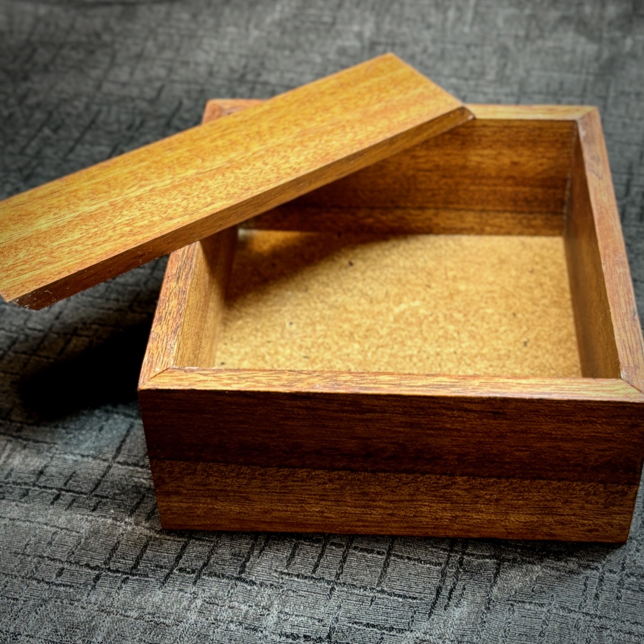 Teak_Butterfly_Box Picture IMG_003