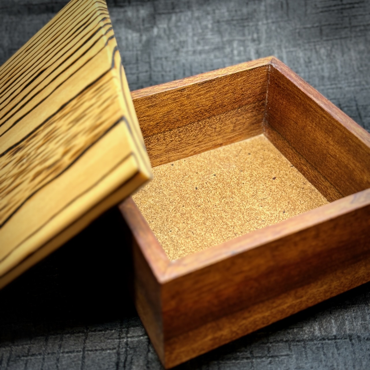Teak_Memory_Box Picture IMG_1191